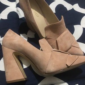 Nine West Pumps (shoes)